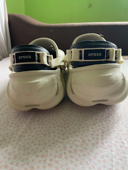 De vânzare crocs