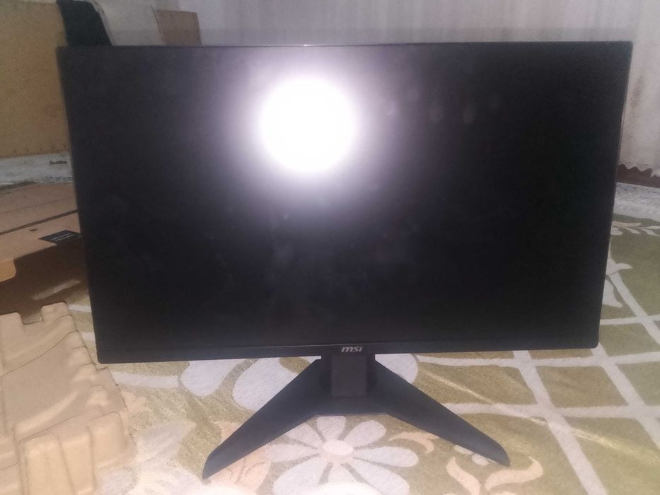 Монитор 300 гц новый  в коробке