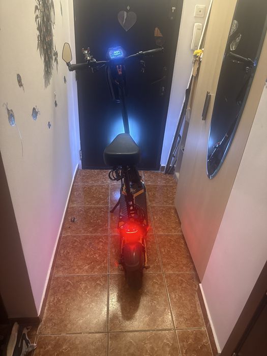 Trotineta kukurin g2 max