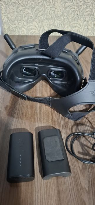 DJI Goggles V2 и DJI FPV Remote Controller 2