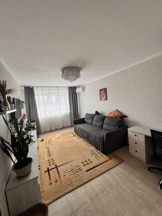 продается 2 комнатная квартира