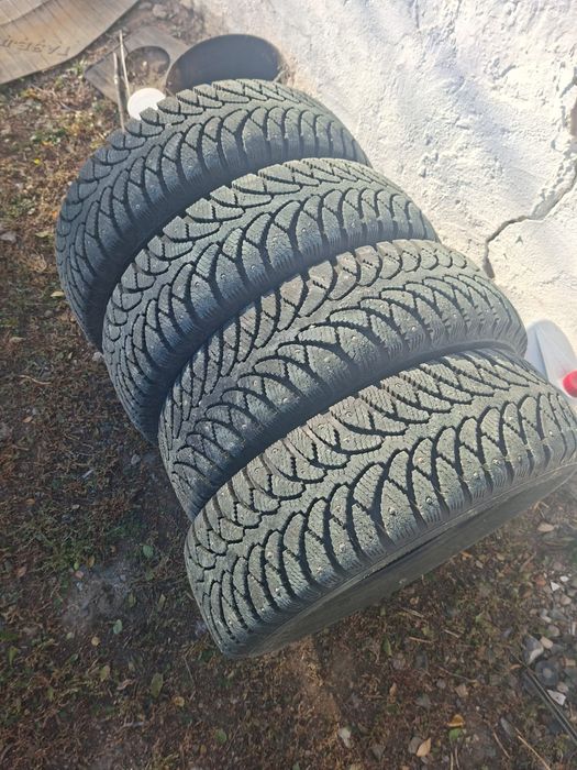 Продам зимний шины 185/65/R14