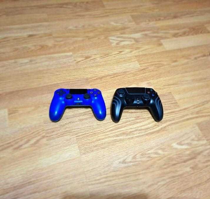 Vand PlayStation 4 Pro 1Tb + 2 controllere + 3 jocuri