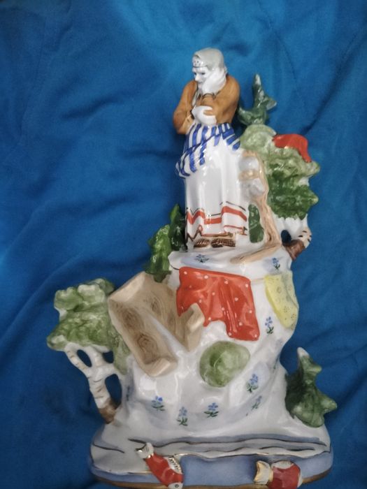 Продаётся советские статуэтки фарфоровые лфз Вербилки