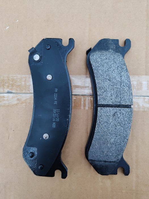 Накладки за Tahoe Suburban Silverado Avalanche Cadillac