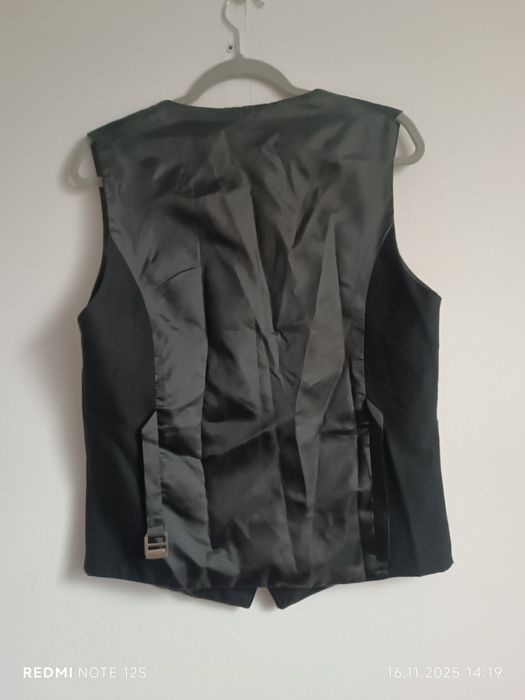 Vesta neagra Moda Concept Fashion