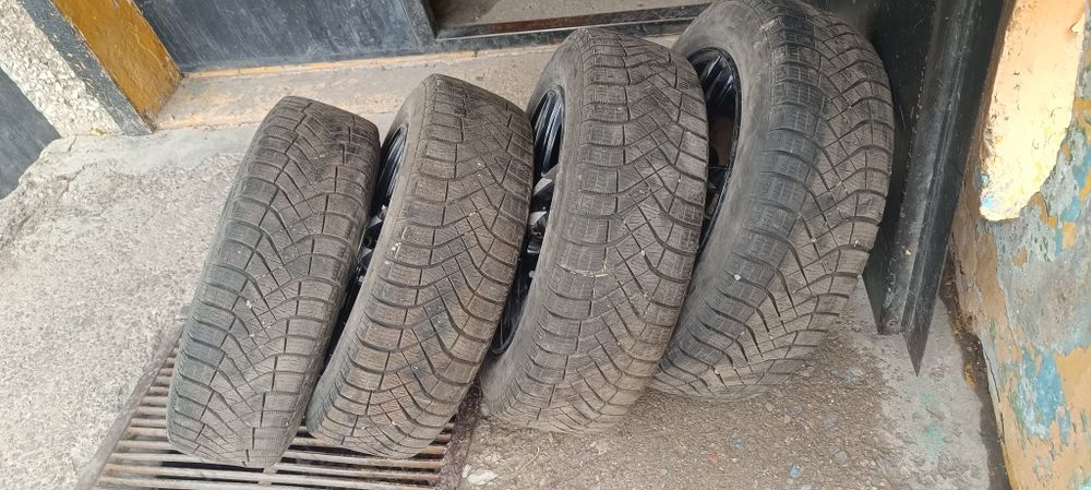 Шины с дисками Pirelli