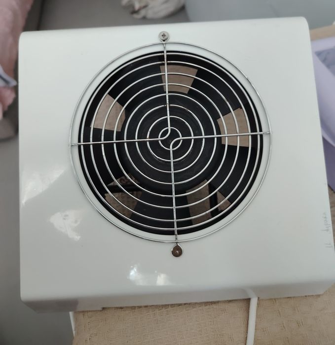 Вытяжка для маникюра