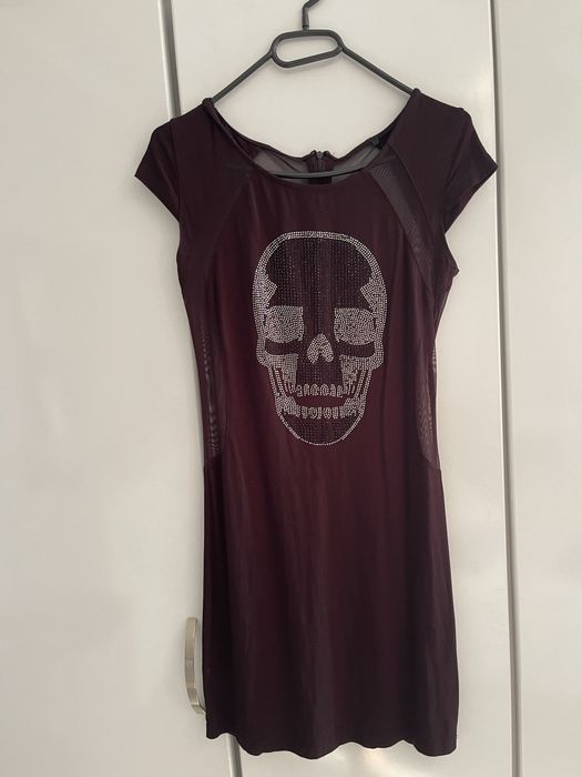 Черна рокля