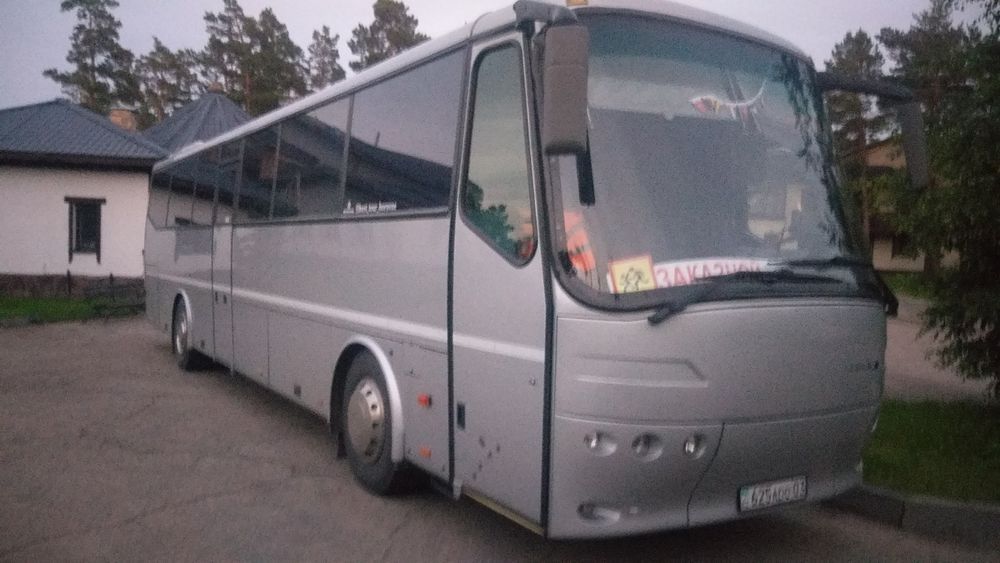Междугородний автобус VANHOL