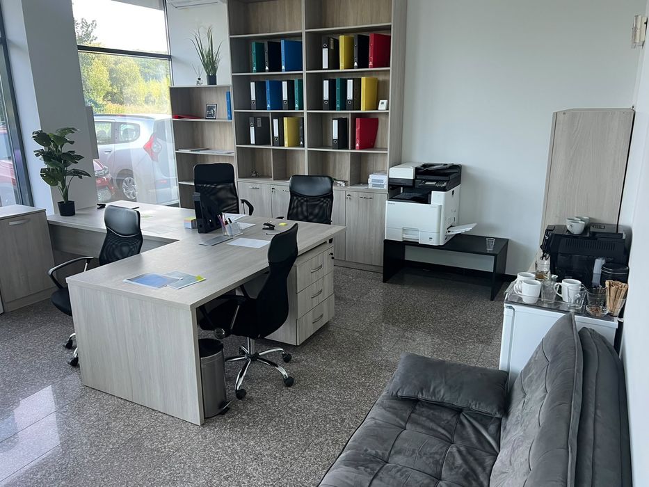 Birou de Inchiriat | Calea Moldovei ( blocurile verzi de la mall)