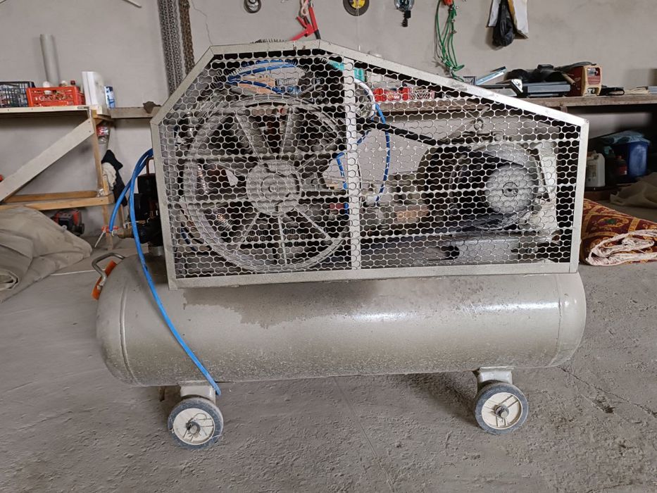 Станок ТЕРМОПЛАСТ сотилади. Кам ишлатилган.