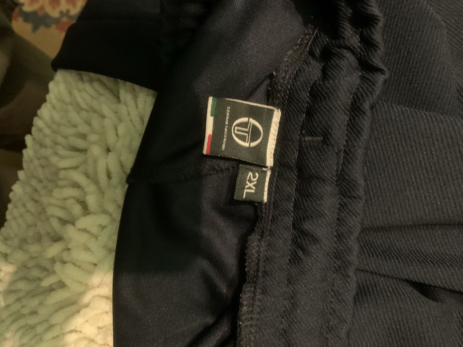 De vanzare trening sergio tacchini purtat doar O Data ..