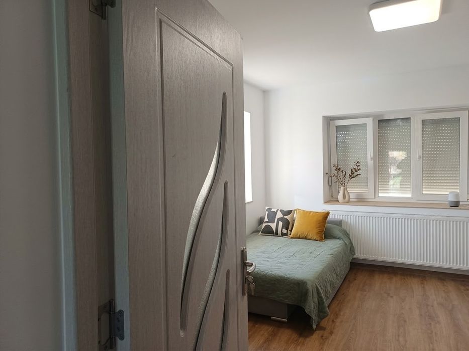 Casă renovată recent 142 mp + 500 mp teren – Strada Careiului