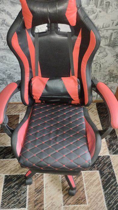Продам кресло игровое