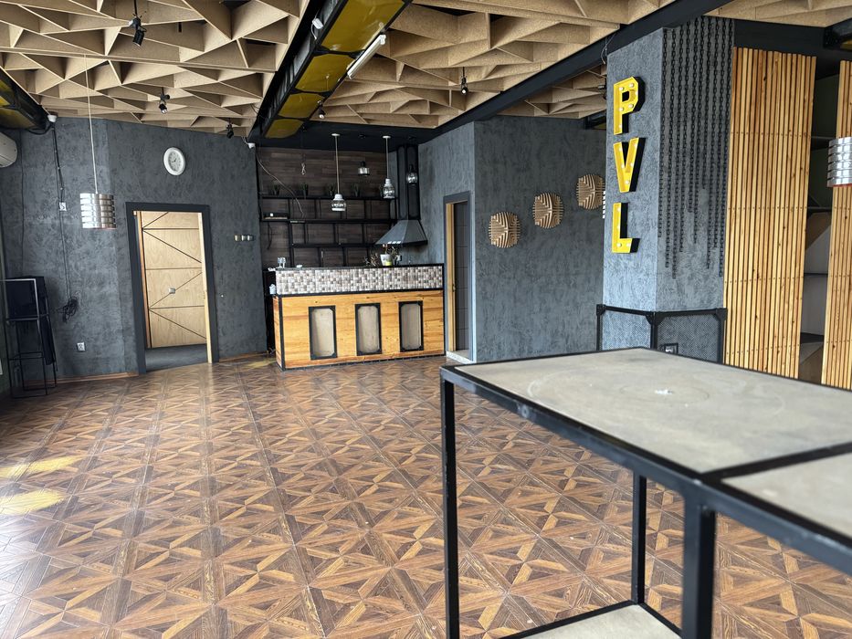 Сдам в аренду помещение 252 кв.м.