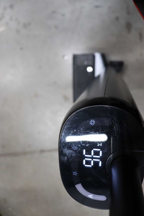 Безжична вертикална прахосмукачка за мокро сухо почистване OSOTEK H200