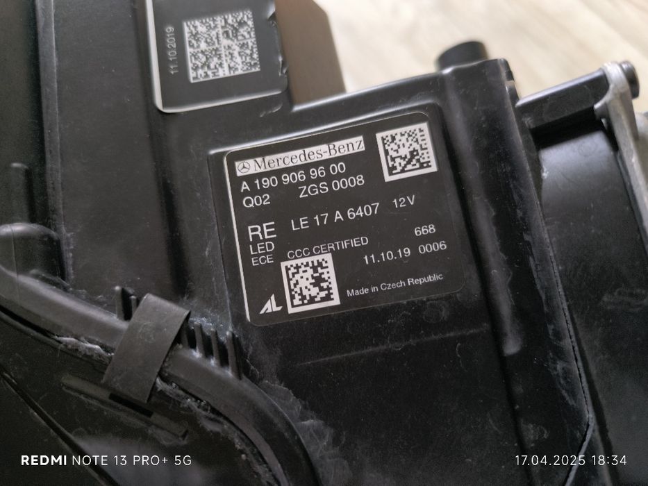 Продавам оборудван Фар за Mercedes- Benz AMG GT R190  C190