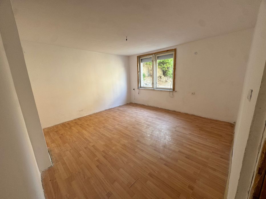 Продава се Къща в Видин, Нов път - 60 кв.м за 1020 €/кв.м - Снимка #4