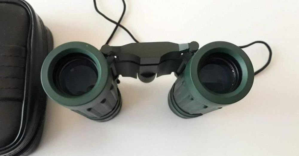 Vechi binoclu 8 x 21, Germania