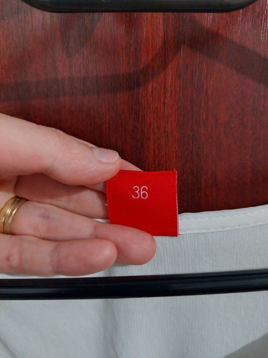 Vand rochie cununie deosebita