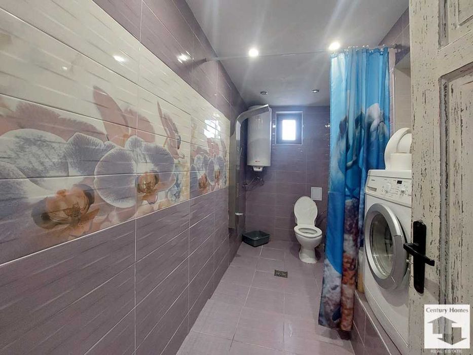 140337 Уникален имот с 5 дка двор и две къщи в с. Паскалевец