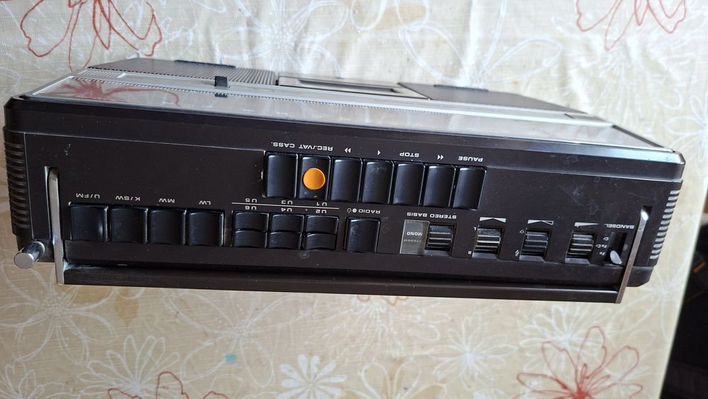 Grundig RR 720 радиокасетофон РАБОТЕЩ