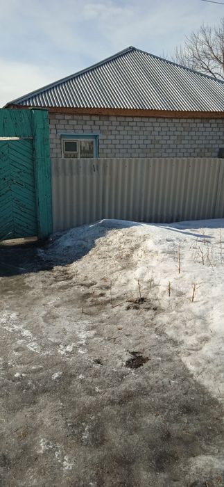 Продам дом в городе Шар