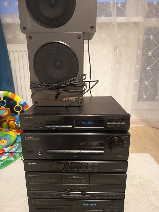 Linie Pioneer funcțională