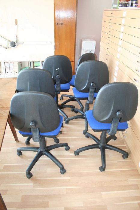 Офис стол - в отлично състояние