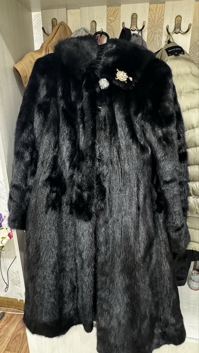Продам норковую шубу