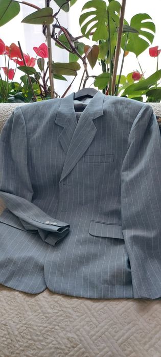 Продам костюмы классические двойка, размер 56