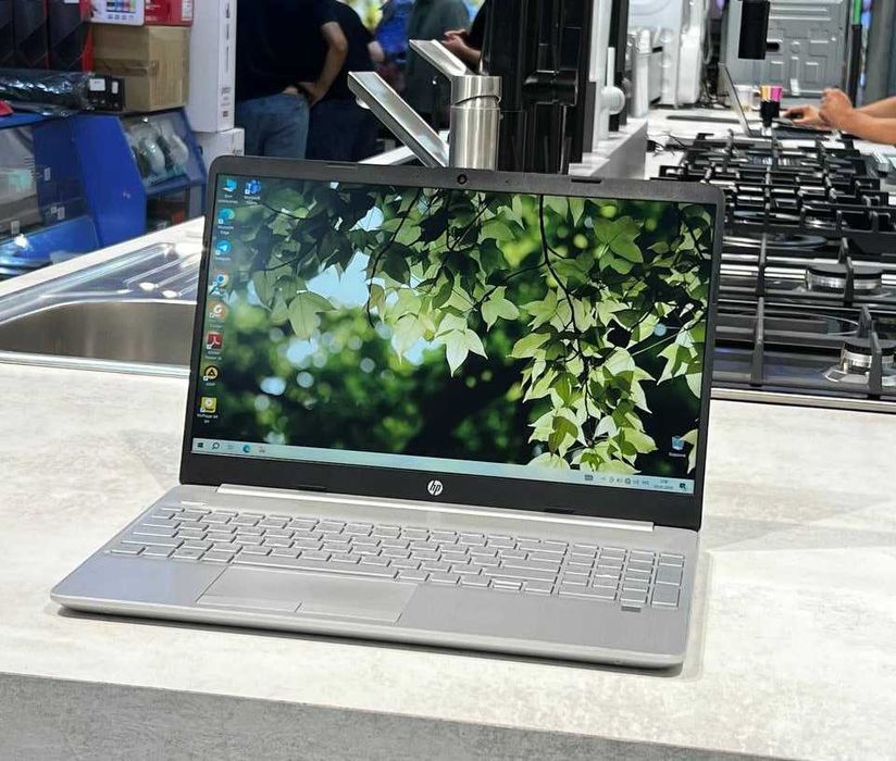HP Laptop i3-1115G4 DDR4 8GB SSD 256GB 15'6 FHD