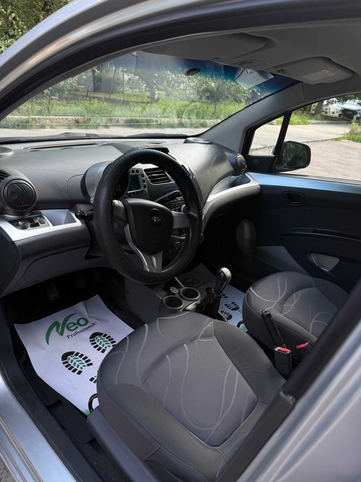 Chevrolet Spark 1.25, 3 позиция, 2015 год