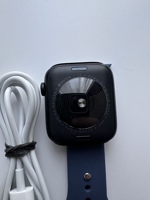 Apple Watch SE 2 44mm negru GPS baterie 100%