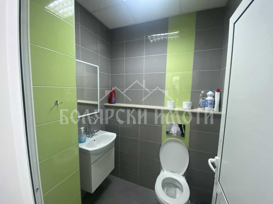 Дава се под наем Офис в Велико Търново, Център - 120 кв.м за 1355 € - Снимка #5