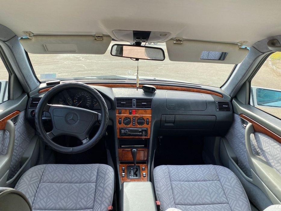Продам Мерседес W202