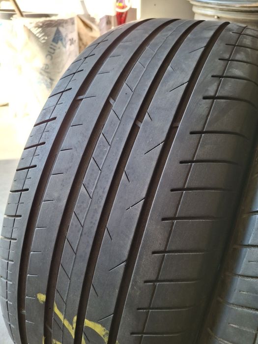 2 Anvelope de vară  255 55 r18 Vredestein