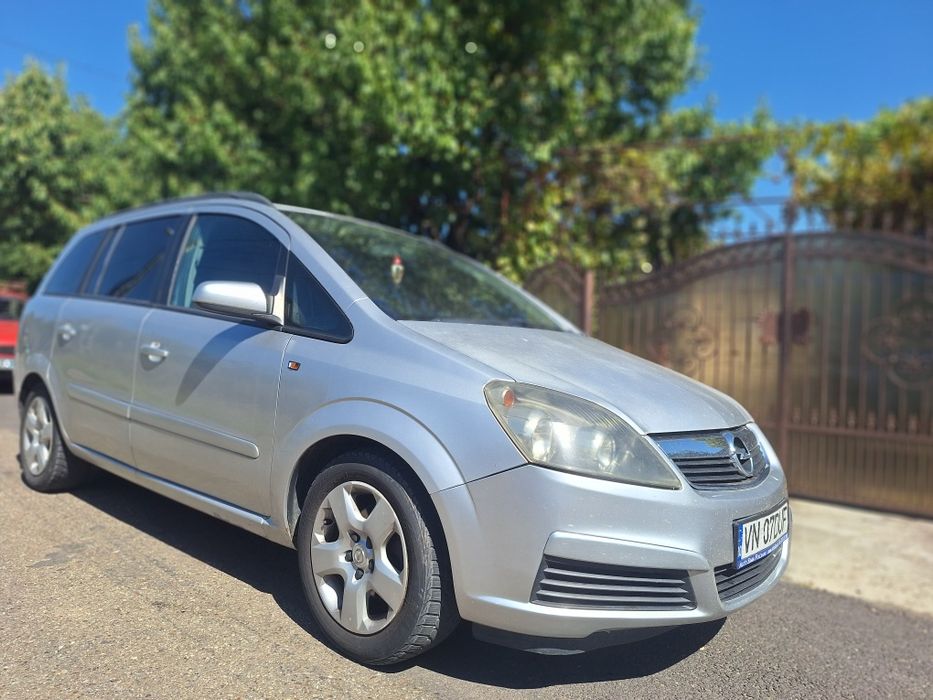 Opel Zafira B.  1.6 benzină