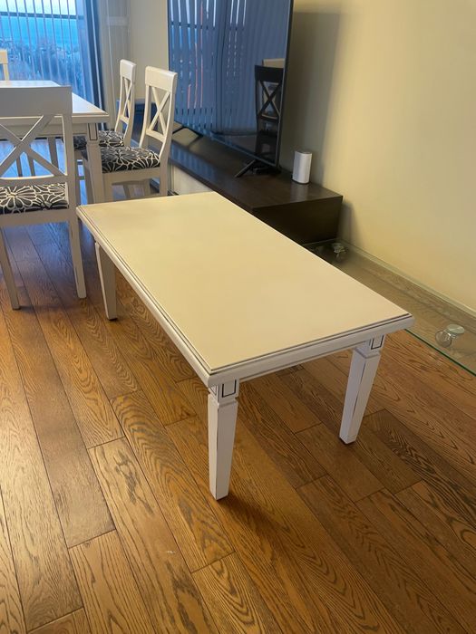 Комплект маси и столове