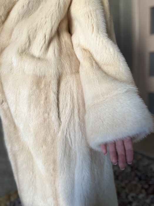 Продам шубу срочно