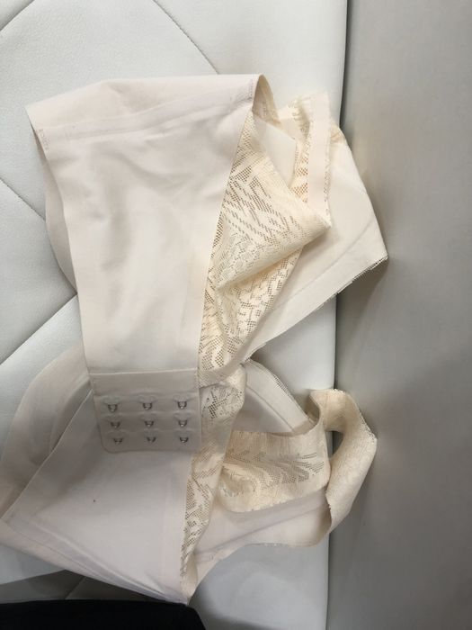 Нижнее белье , бюстгальтер