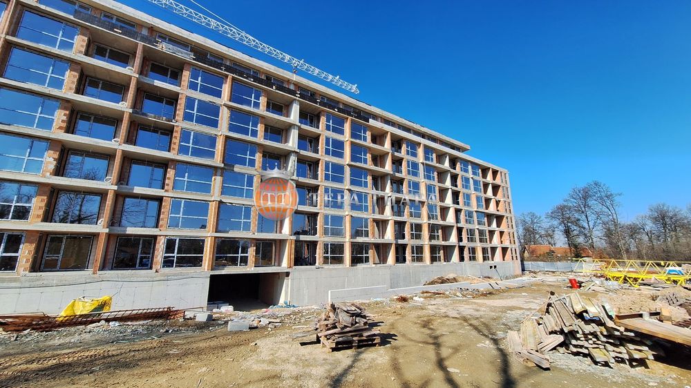 Продава се Тристаен апартамент в София, Малинова долина - 107 кв.м за 1486 €/кв.м - Снимка #1