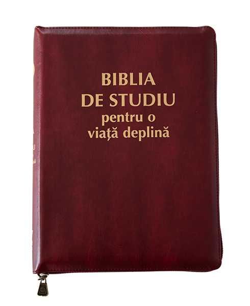 Biblia de studiu pentru o viata deplina coperta burgundy cu fermoar