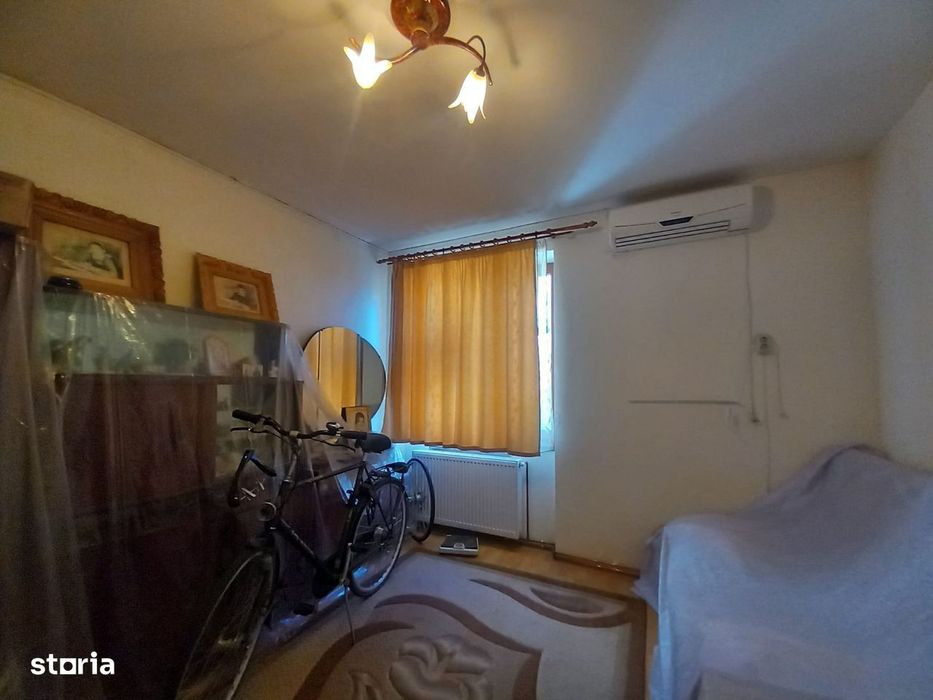 Ultracentral -G. Cosbuc, Aleea cu castani, ap. 2 camere, etaj bun !!