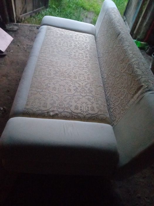 Продам диван б/у