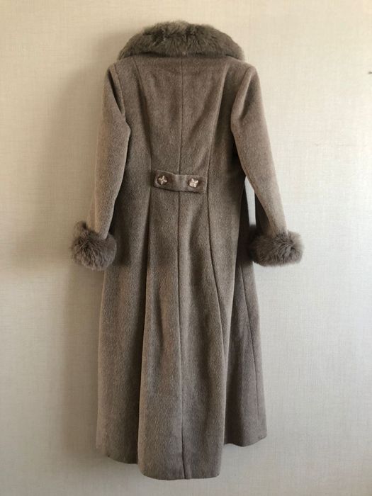 Продам новую шубу