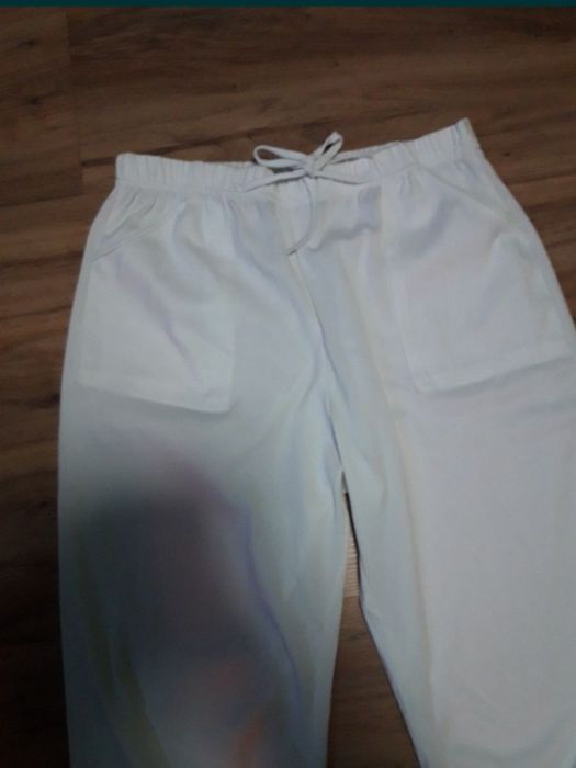 Pantaloni 3/4 damă