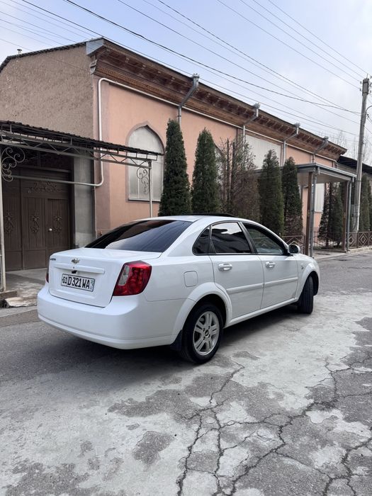 Lasseti 1.6 Avtomat Sotladi Moshina ideall