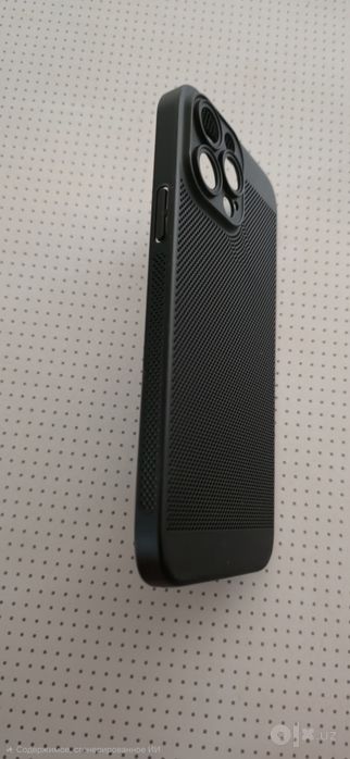 Продам чехол для айфон 13 про макс